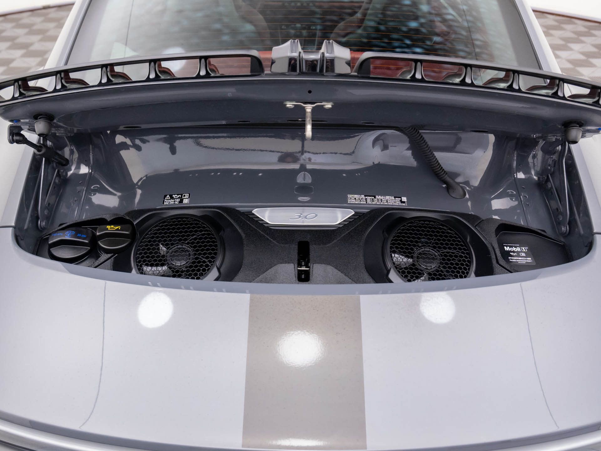 Certified 2025 Porsche 911 Carrera image 32