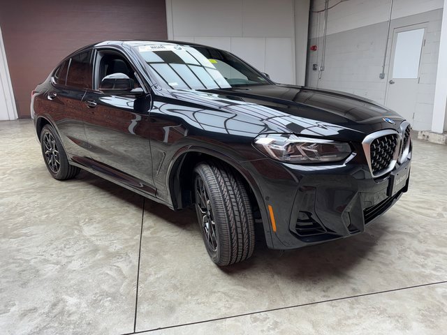 Certified 2023 BMW X4 xDrive30i w/ M Sport Package image 7