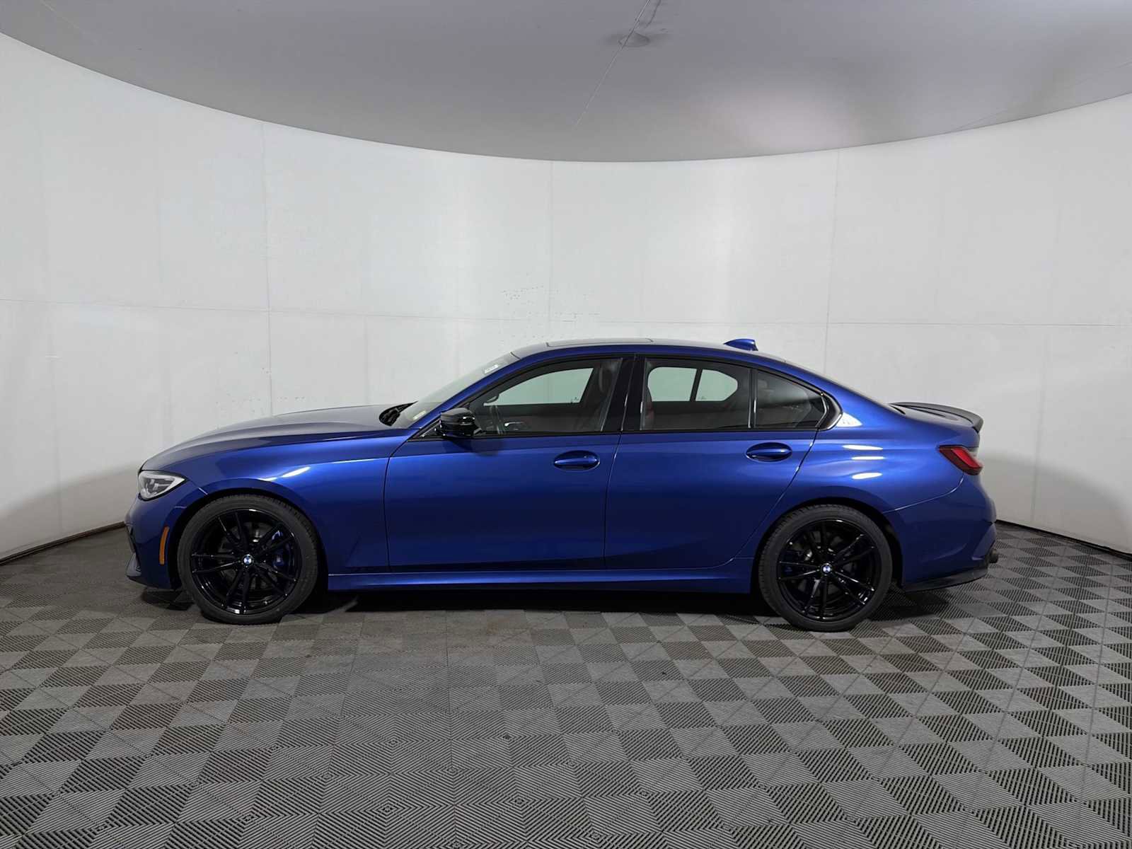 Used 2022 BMW M340i xDrive w/ Premium Package image 4