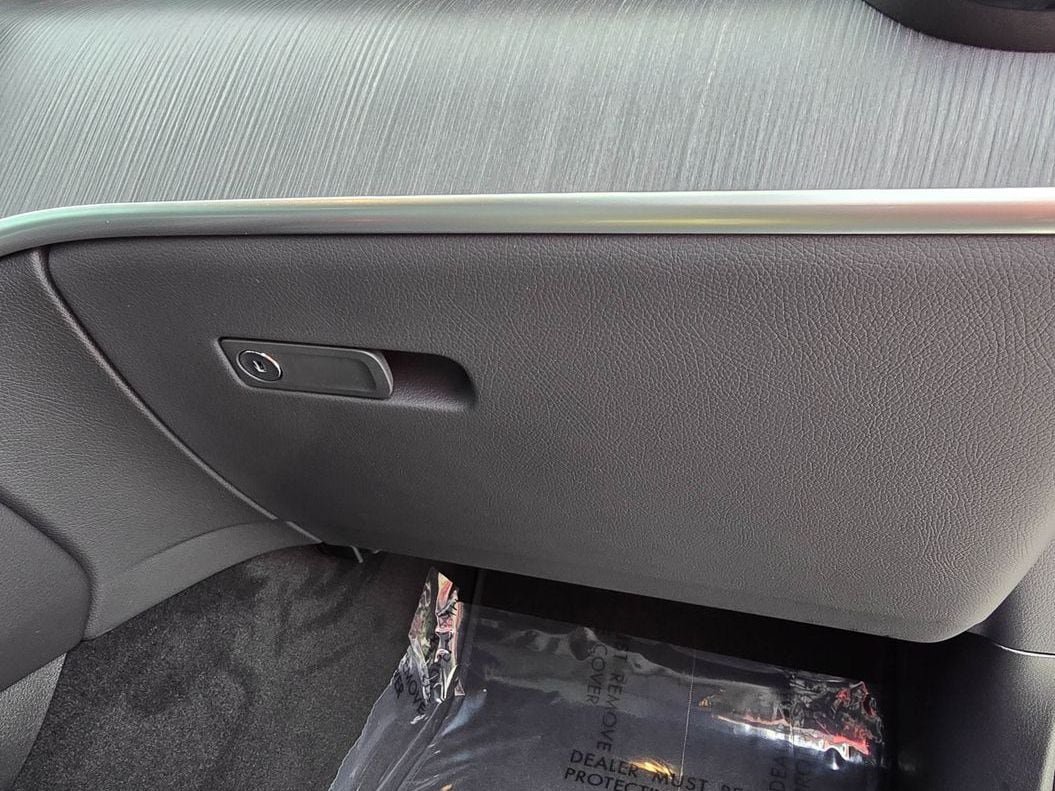 New 2026 Mercedes-Benz GLC 300 4MATIC image 39