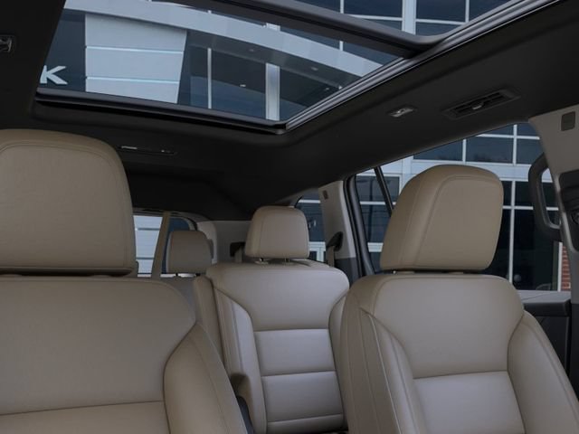New 2026 Buick Enclave Preferred w/ Power Package AWD/4WD image 24