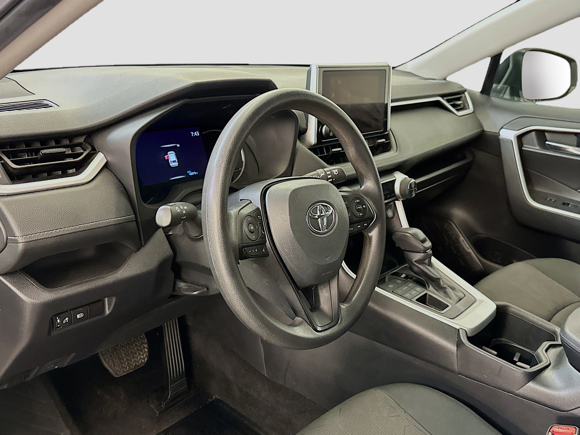 Used 2024 Toyota RAV4 XLE image 18