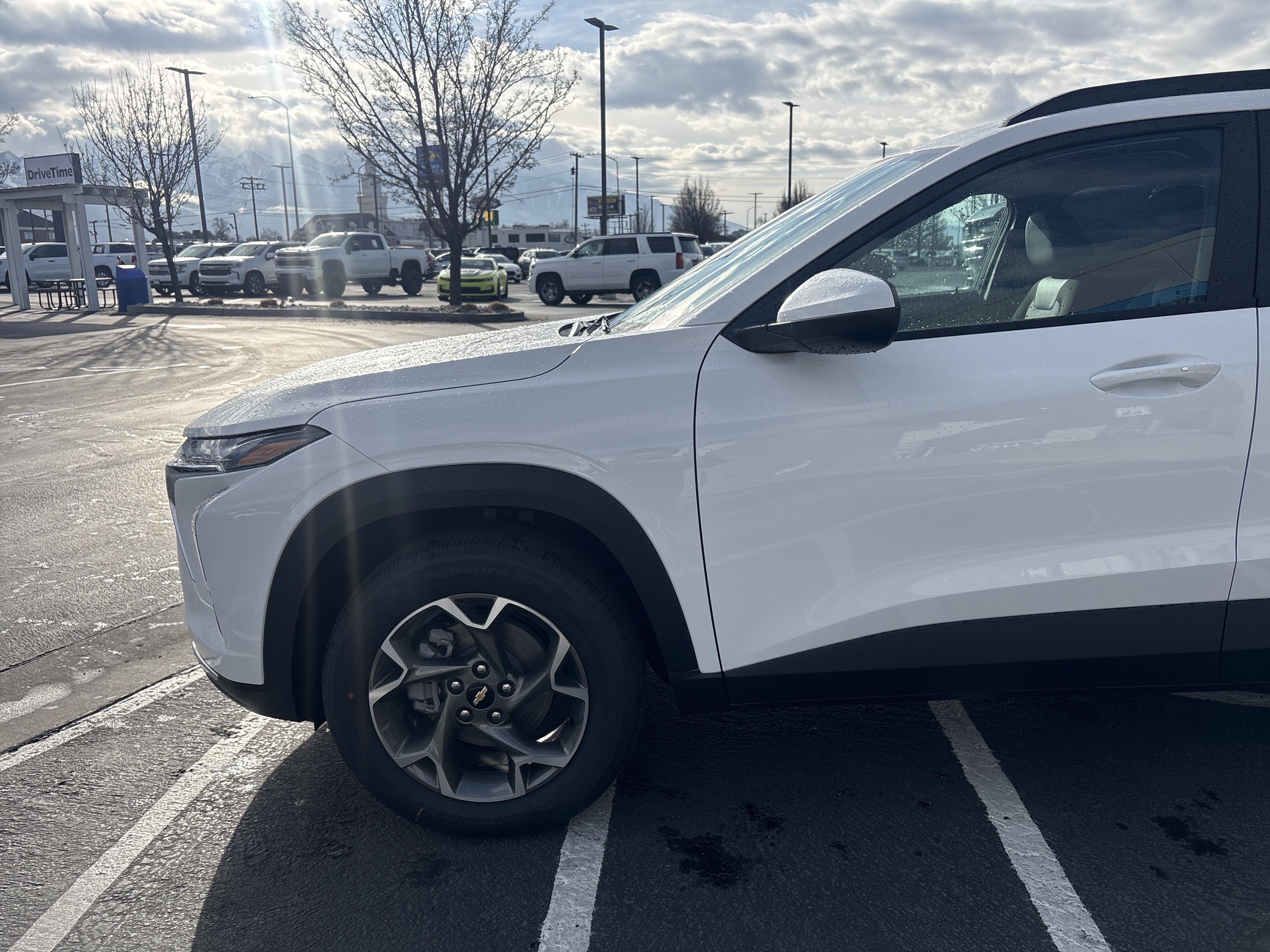 New 2026 Chevrolet Trax LT w/ Driver Confidence Package FWD image 9