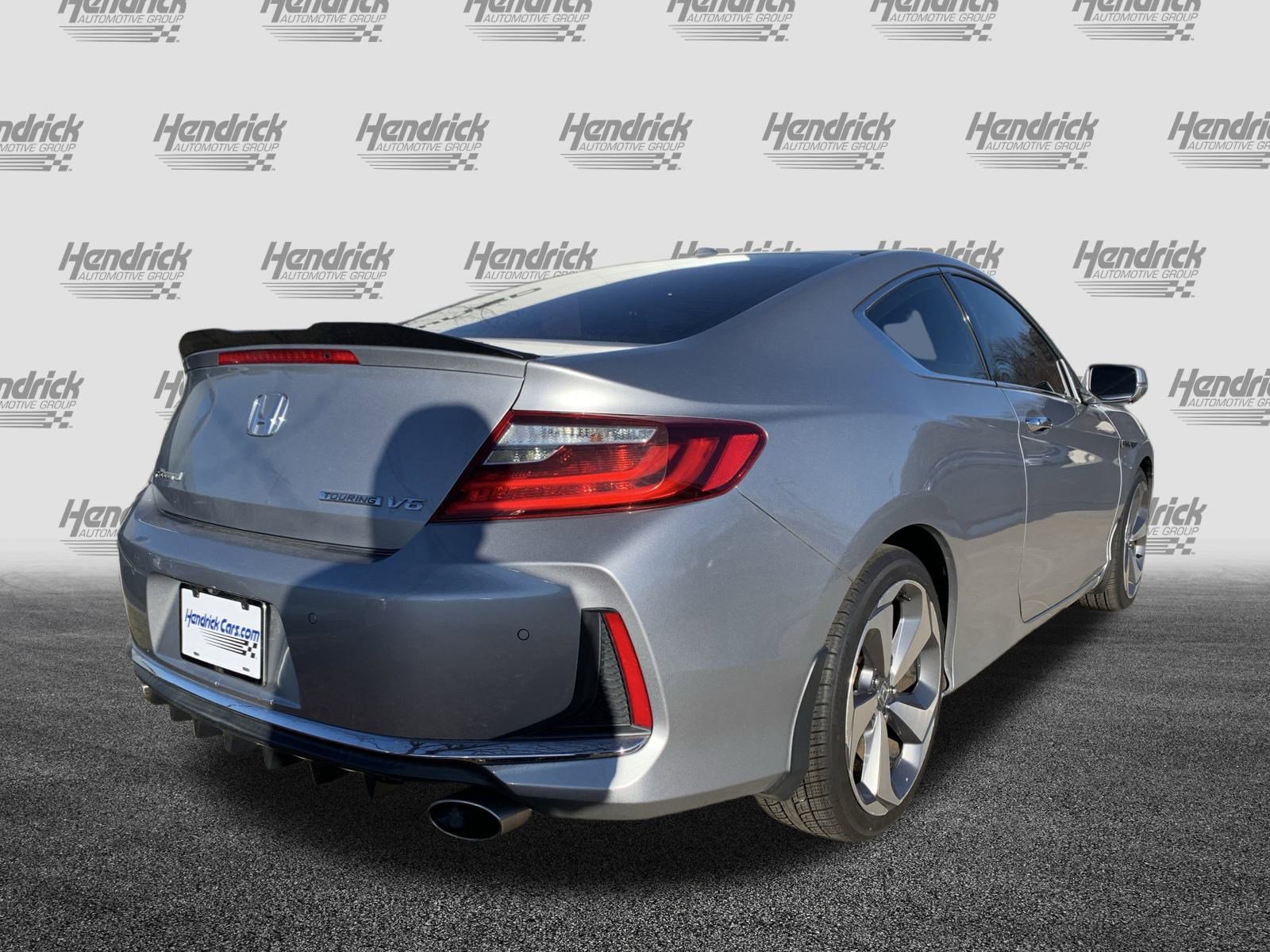Used 2016 Honda Accord Touring image 10