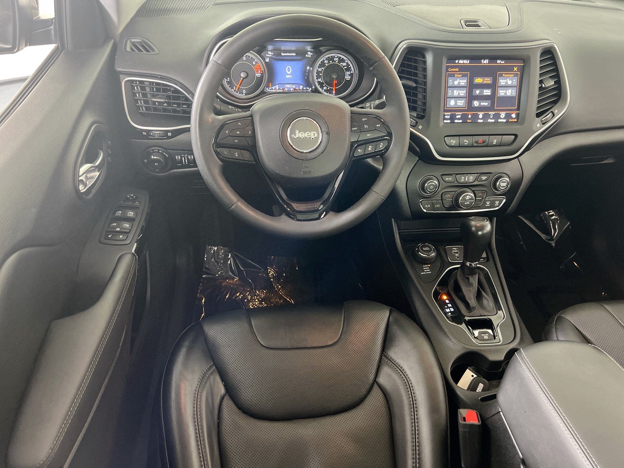 Used 2023 Jeep Cherokee Altitude Lux w/ Lux Elite Package AWD/4WD image 23