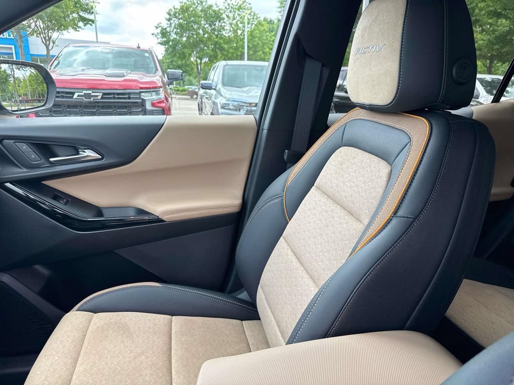 New 2026 Chevrolet Equinox ACTIV w/ Convenience Package III FWD image 19