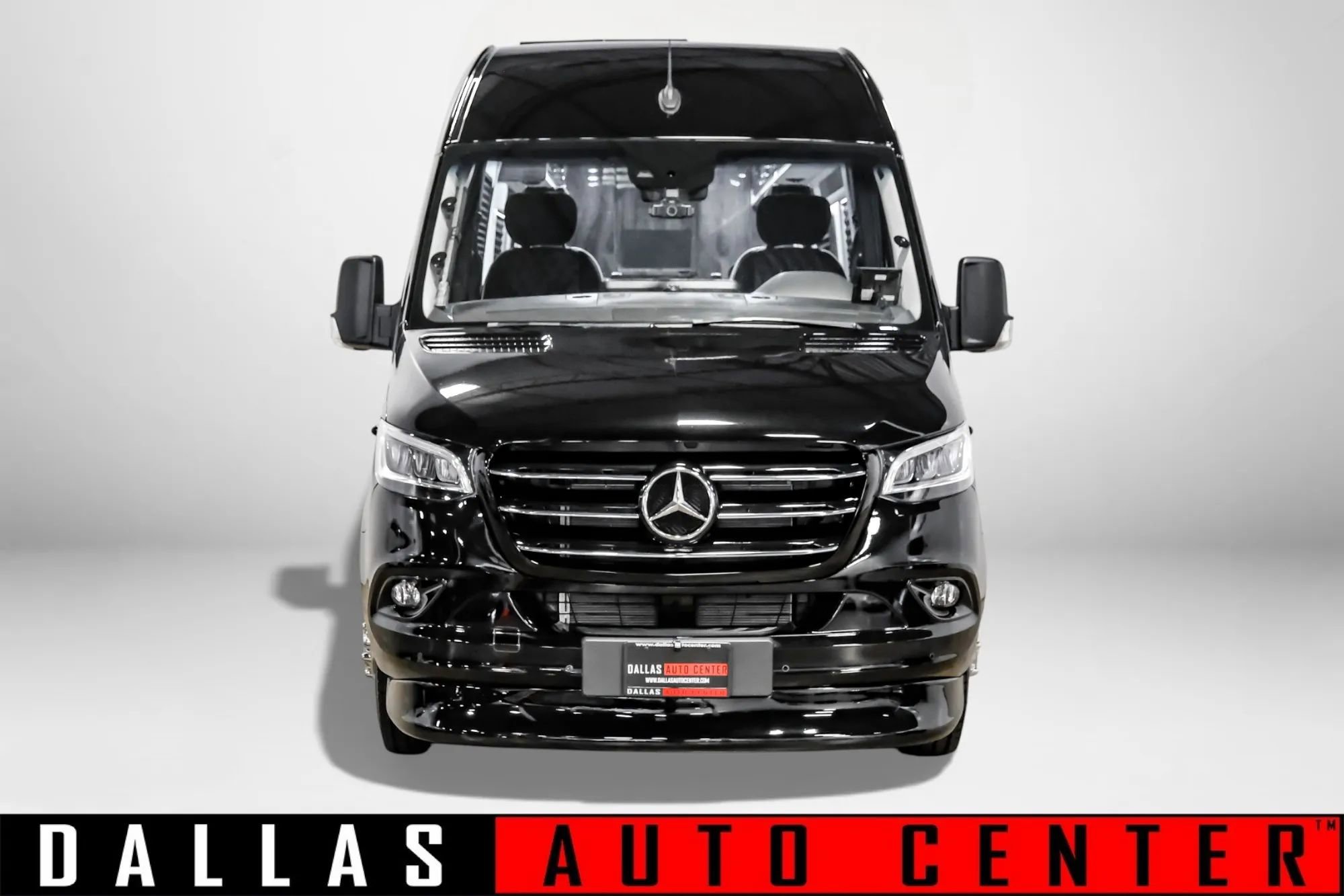 Used 2024 Mercedes-Benz Sprinter 3500 image 2