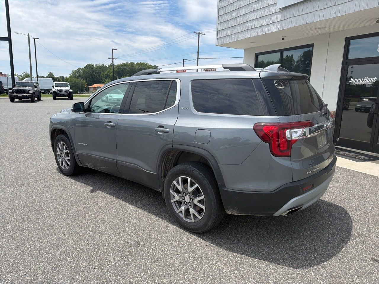 Used 2021 GMC Acadia SLT FWD image 6