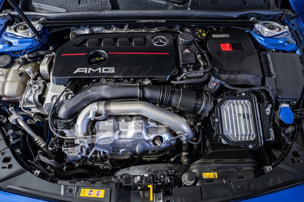 Used 2024 Mercedes-Benz CLA 35 AMG 4MATIC image 21