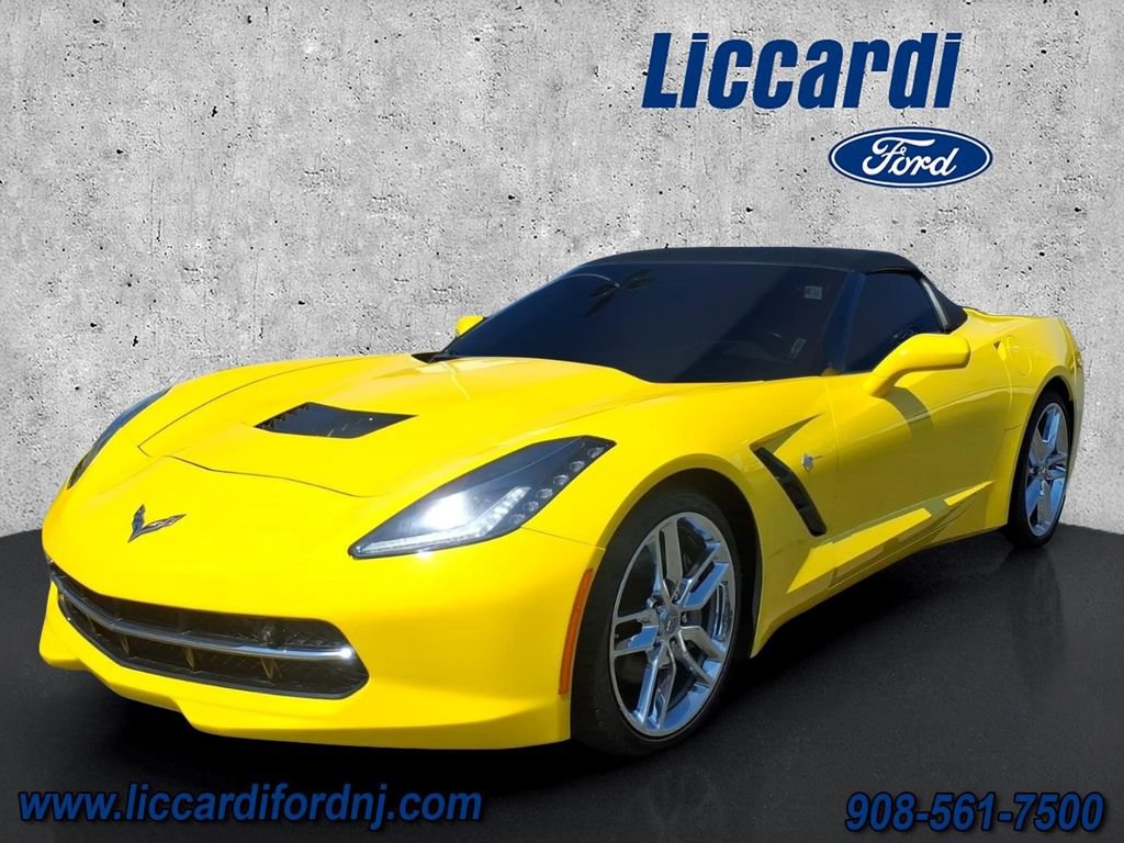 Used 2019 Chevrolet Corvette Stingray Convertible w/ 3LT Preferred Equipment Group RWD image 3