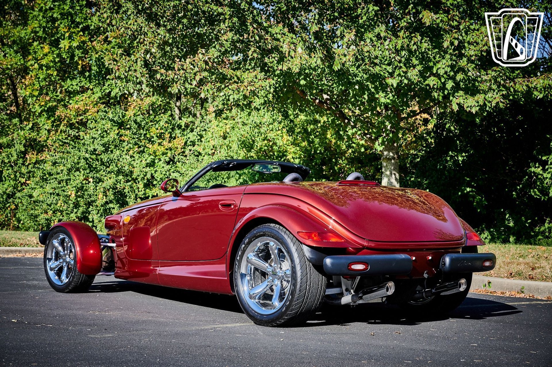 Used 2002 Chrysler Prowler RWD image 9