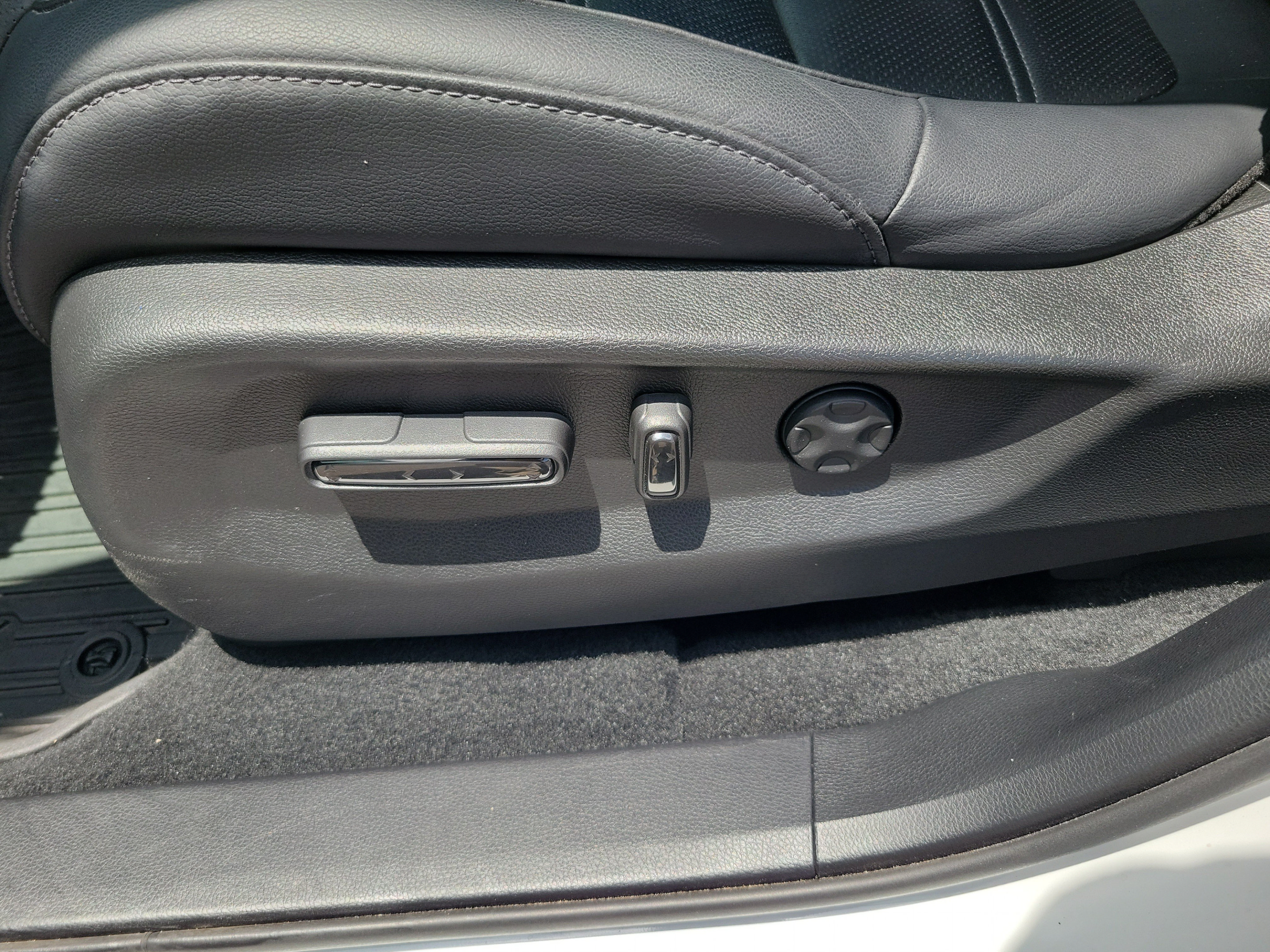 Used 2021 Honda CR-V EX-L image 27