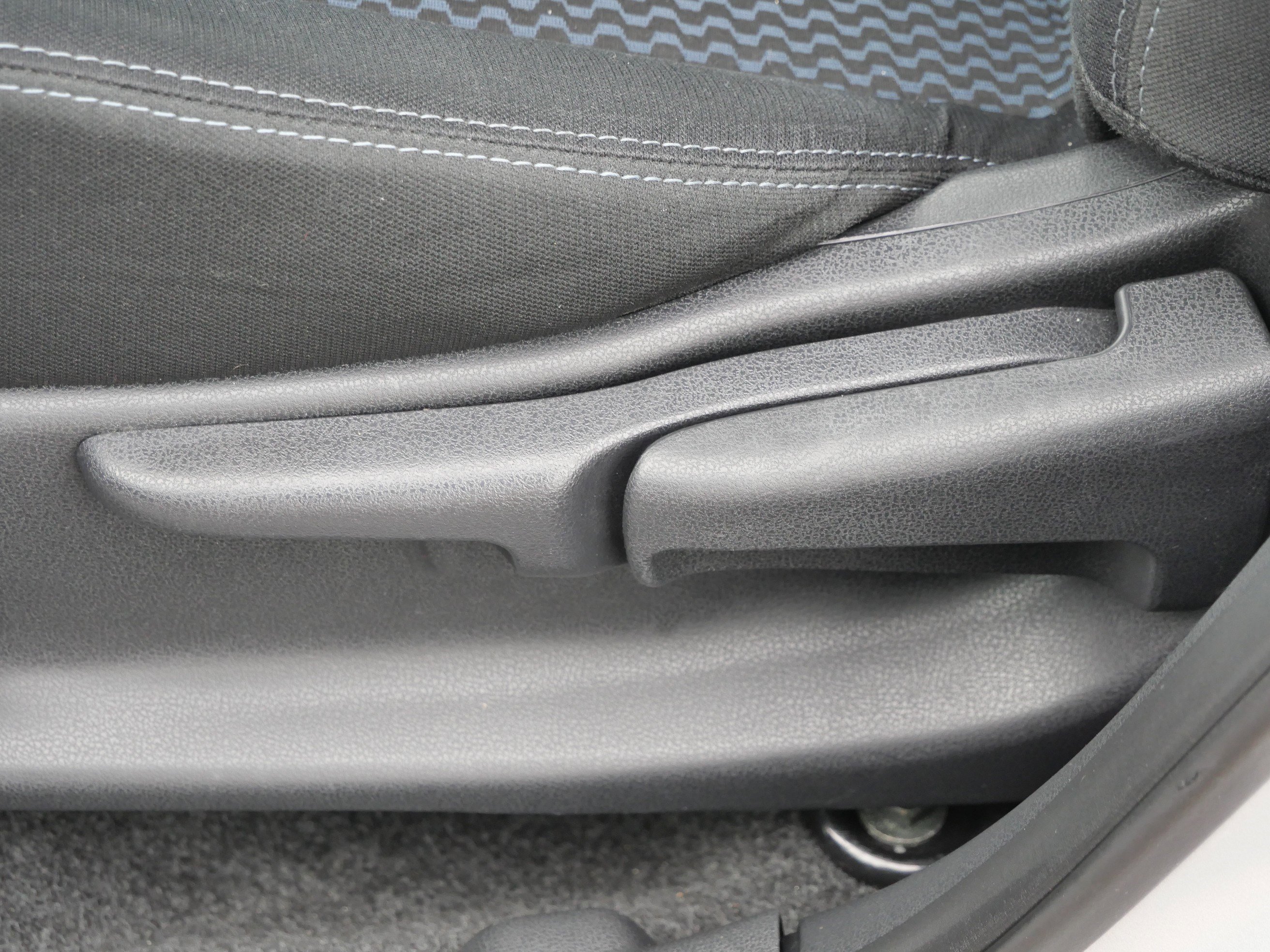 Used 2016 Nissan Versa Note SV image 20