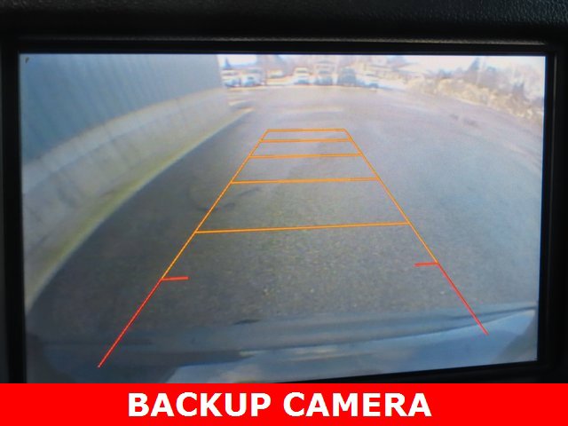 Used 2015 GMC Yukon SLT w/ Open Road Package image 6