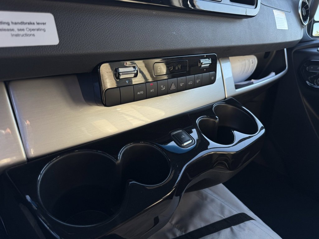 Used 2023 Mercedes-Benz Sprinter 3500 image 18