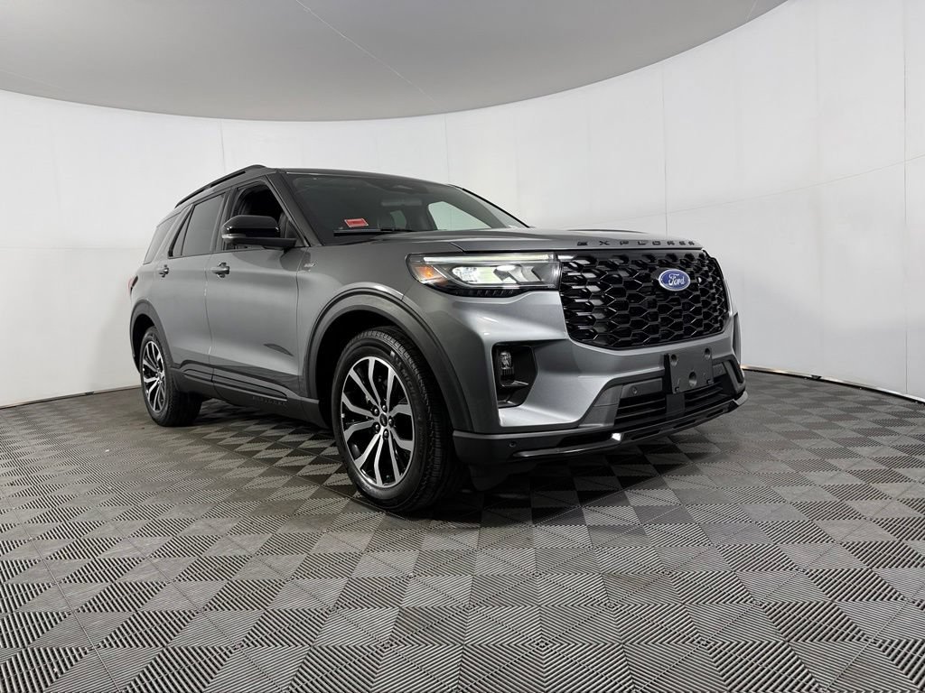 Used 2025 Ford Explorer ST-Line RWD image 5