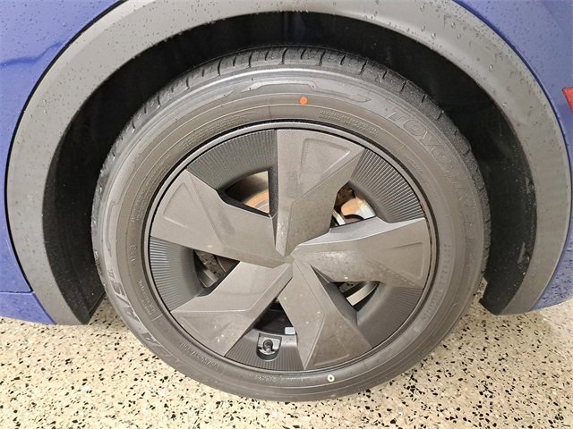 Used 2023 Toyota Prius LE image 8