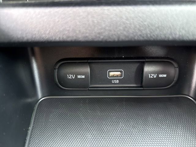 Used 2023 Kia Forte LXS w/ LXS Technology Package image 31