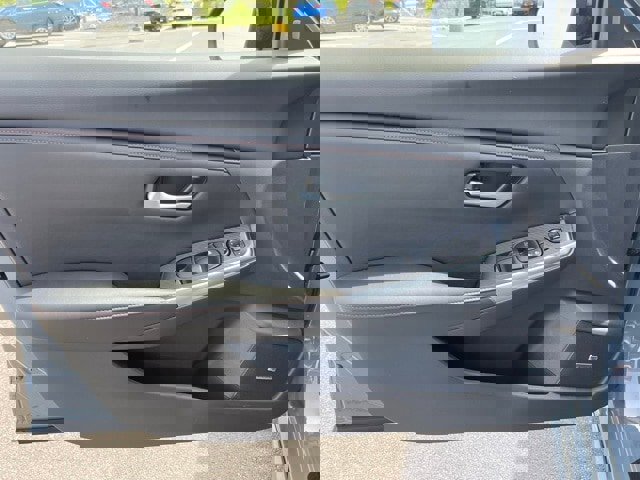 New 2025 Nissan Sentra SR w/ SR Premium Package image 10