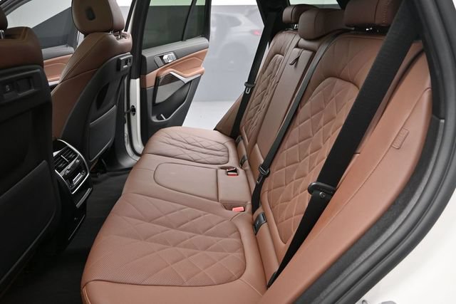 Used 2023 BMW X5 xDrive40i w/ Premium Package AWD/4WD image 20