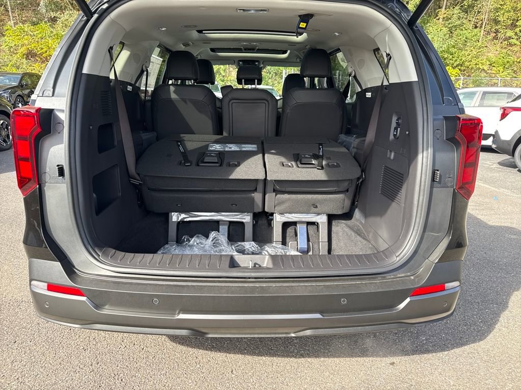 New 2026 Kia Carnival SX w/ SX Dark Edition Package image 21