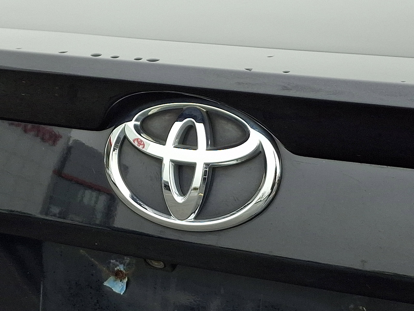 Used 2019 Toyota Yaris LE image 29