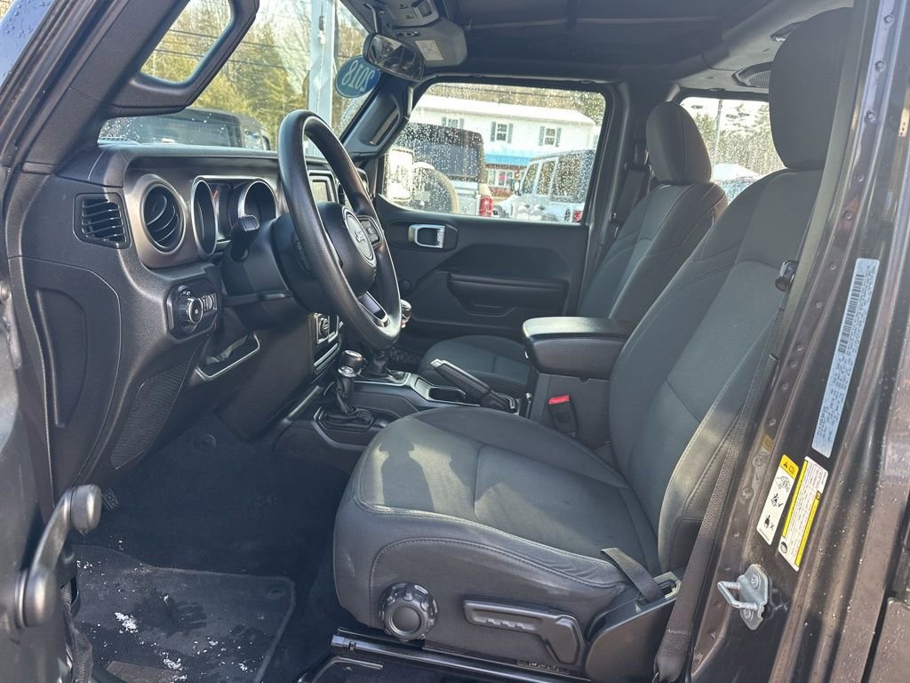 Used 2018 Jeep Wrangler Unlimited Sport image 14