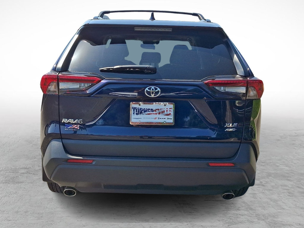 Used 2025 Toyota RAV4 XLE w/ Convenience Package AWD/4WD image 4