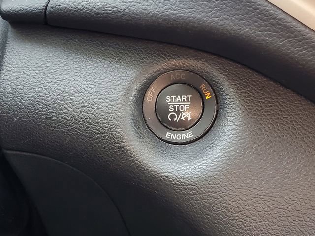 Used 2016 Jeep Cherokee Limited AWD/4WD image 18
