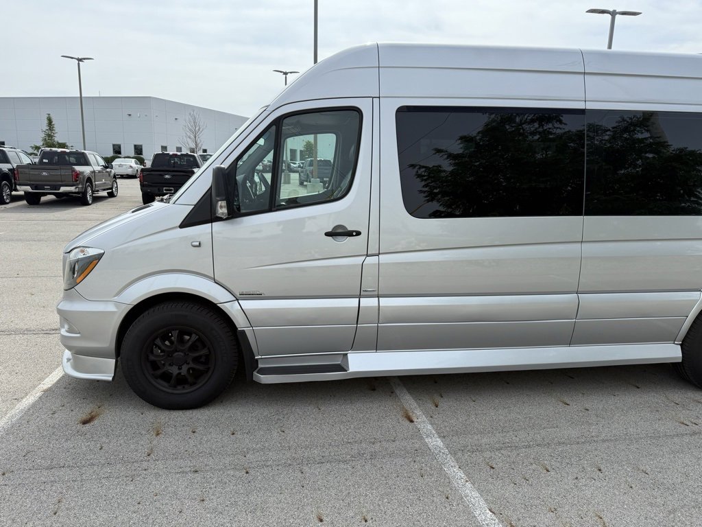 Used 2016 Mercedes-Benz Sprinter 3500 image 4