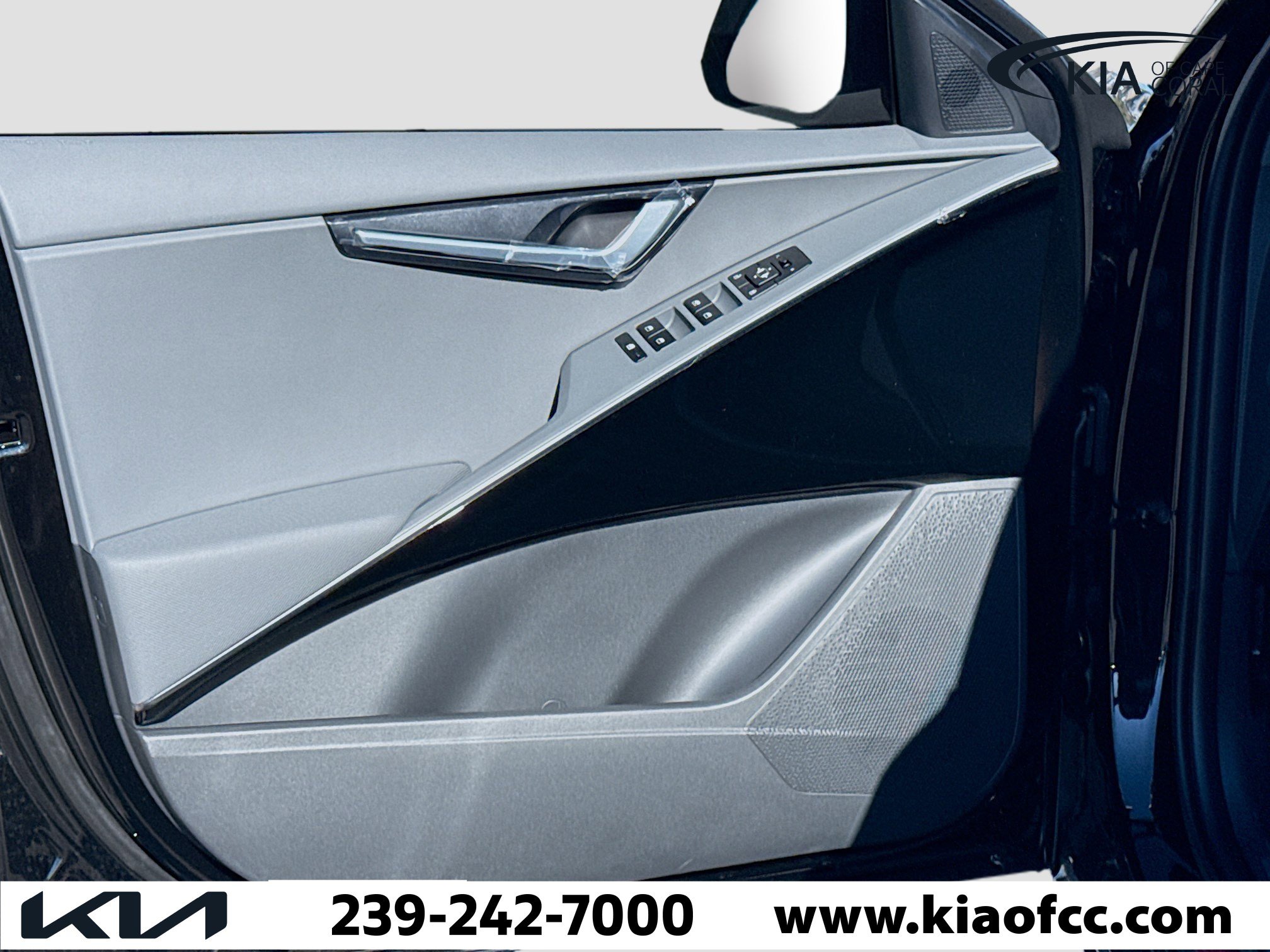 New 2026 Kia Niro EX FWD image 20