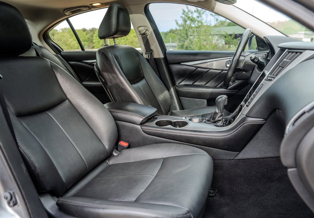 Used 2015 INFINITI Q50 Premium w/ Navigation Package AWD/4WD image 31