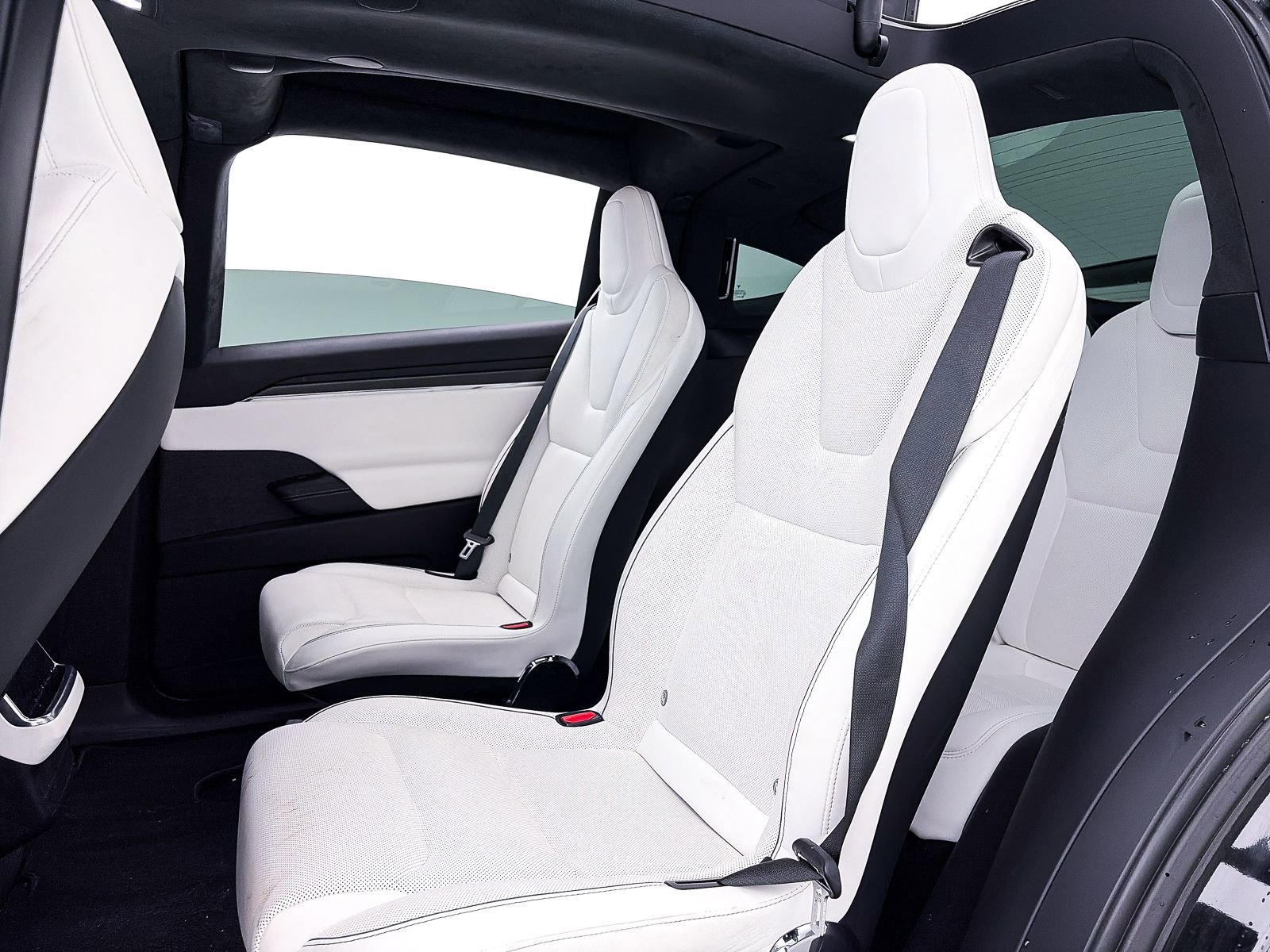 Used 2023 Tesla Model X Plaid image 35