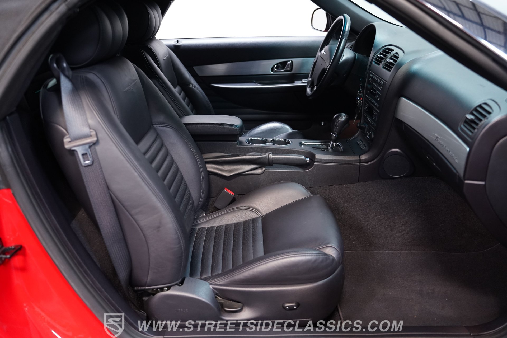 Used 2003 Ford Thunderbird RWD image 36