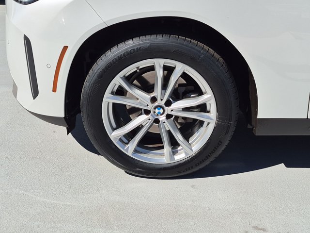 Certified 2025 BMW X3 xDrive30i w/ Premium Package AWD/4WD image 24