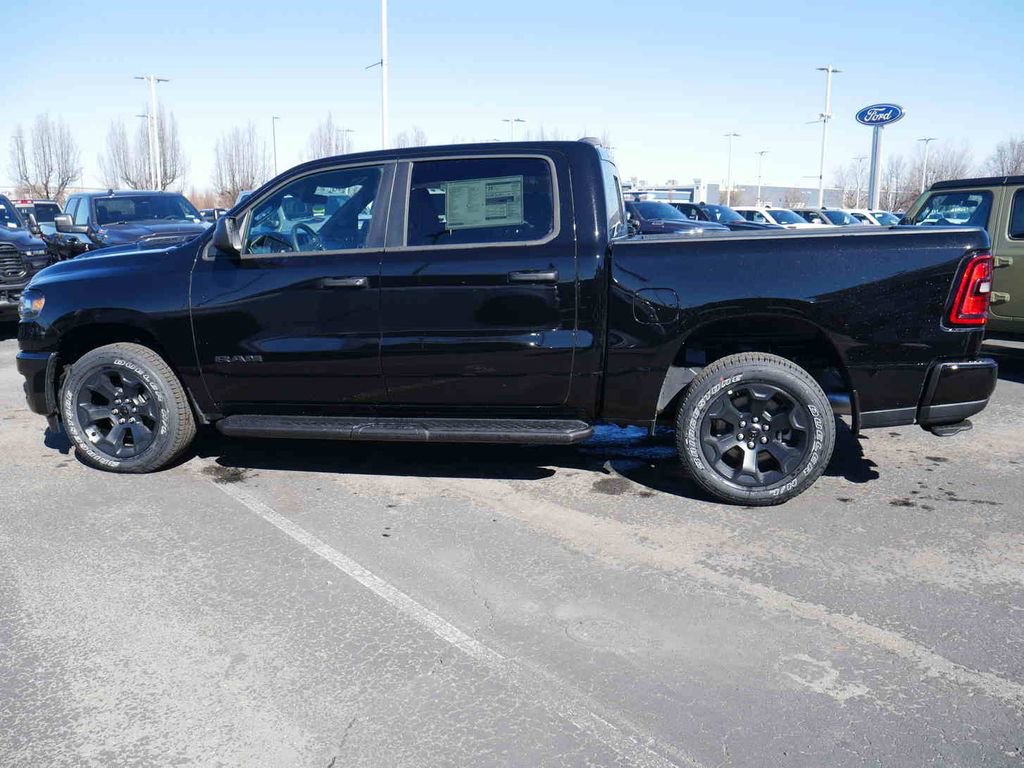 New 2026 RAM 1500 Express AWD/4WD image 20