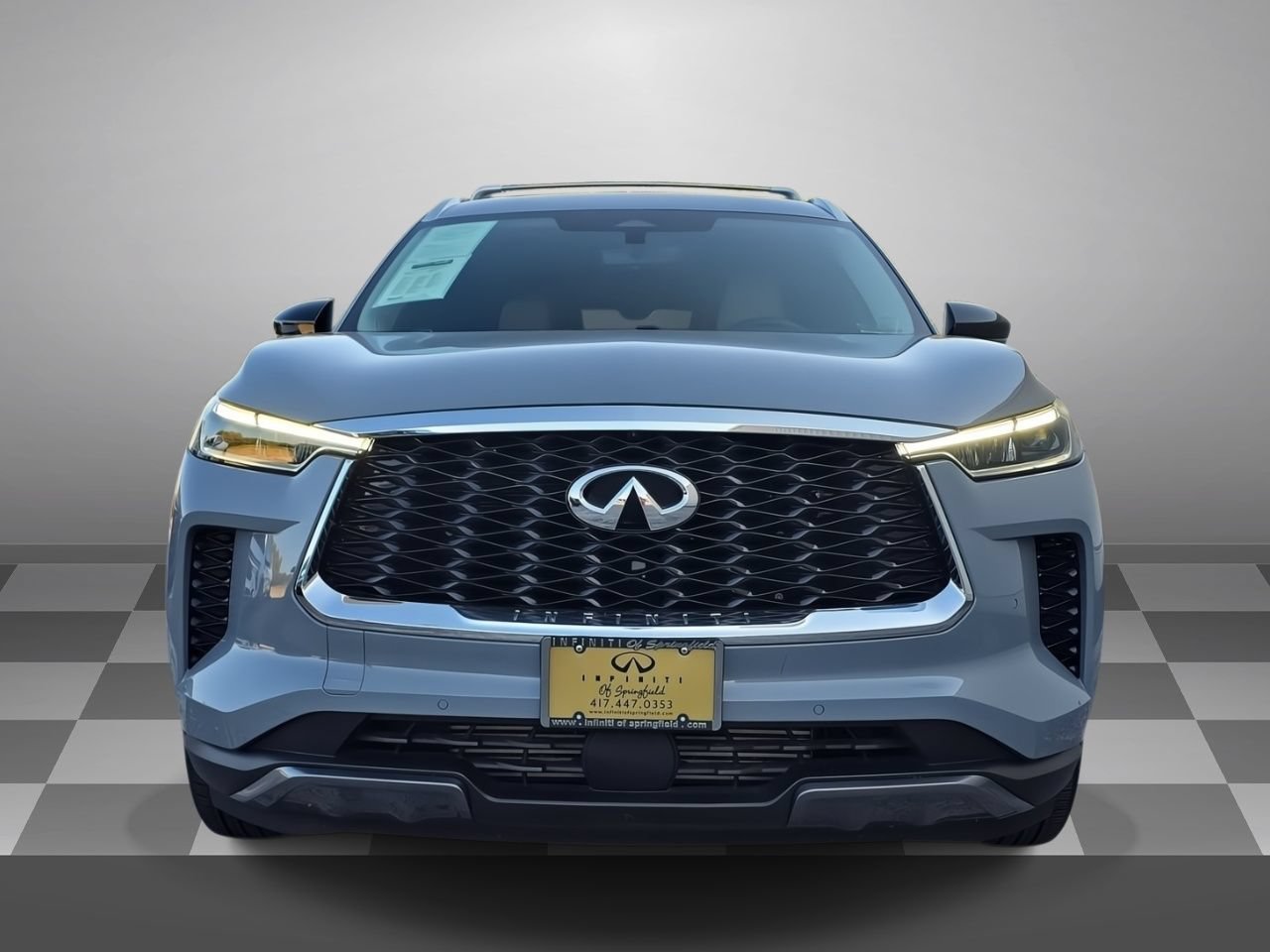 Used 2025 INFINITI QX60 Sensory w/ Vision Package AWD/4WD image 2