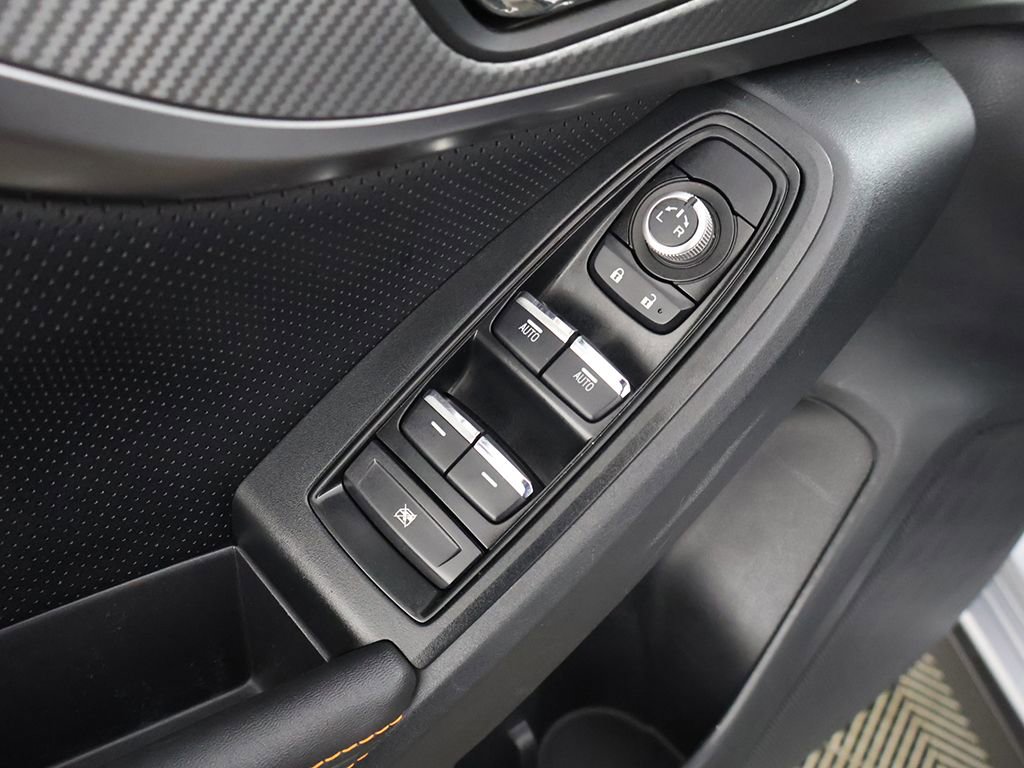 Used 2023 Subaru Crosstrek 2.5i Limited w/ Moonroof Package image 38