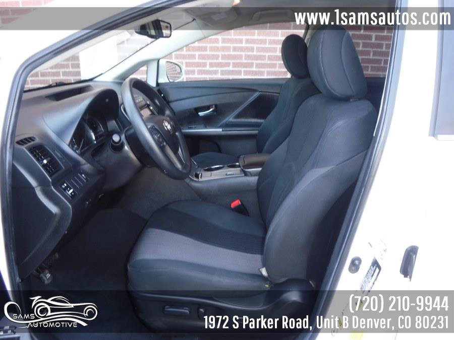 Used 2014 Toyota Venza LE FWD image 11