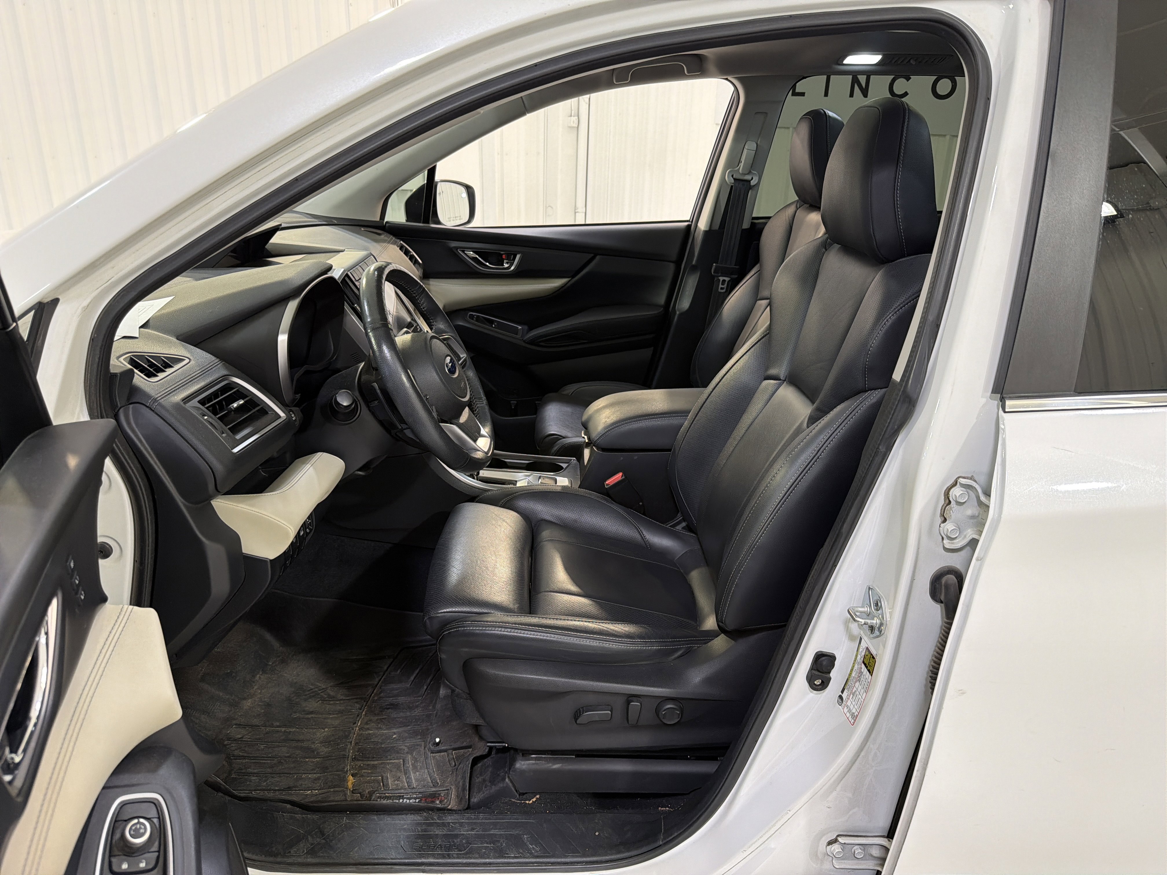 Used 2022 Subaru Ascent Limited w/ Technology Package image 10