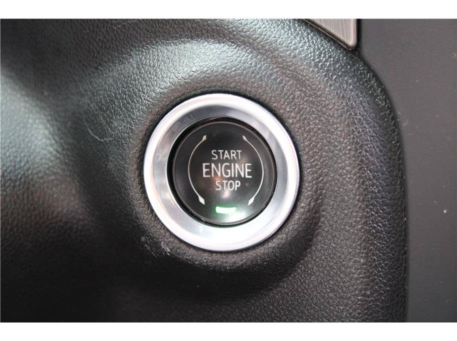 Used 2020 GMC Sierra 3500 Denali w/ Denali Ultimate Package AWD/4WD image 21
