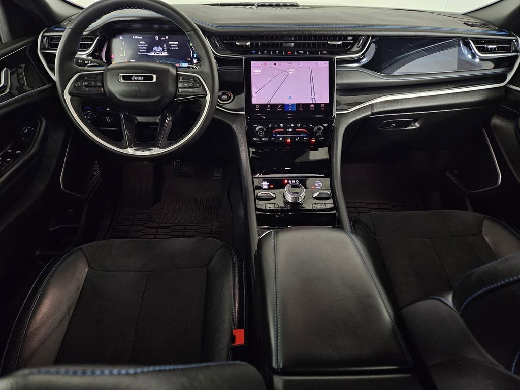 Used 2022 Jeep Grand Cherokee Trailhawk image 6