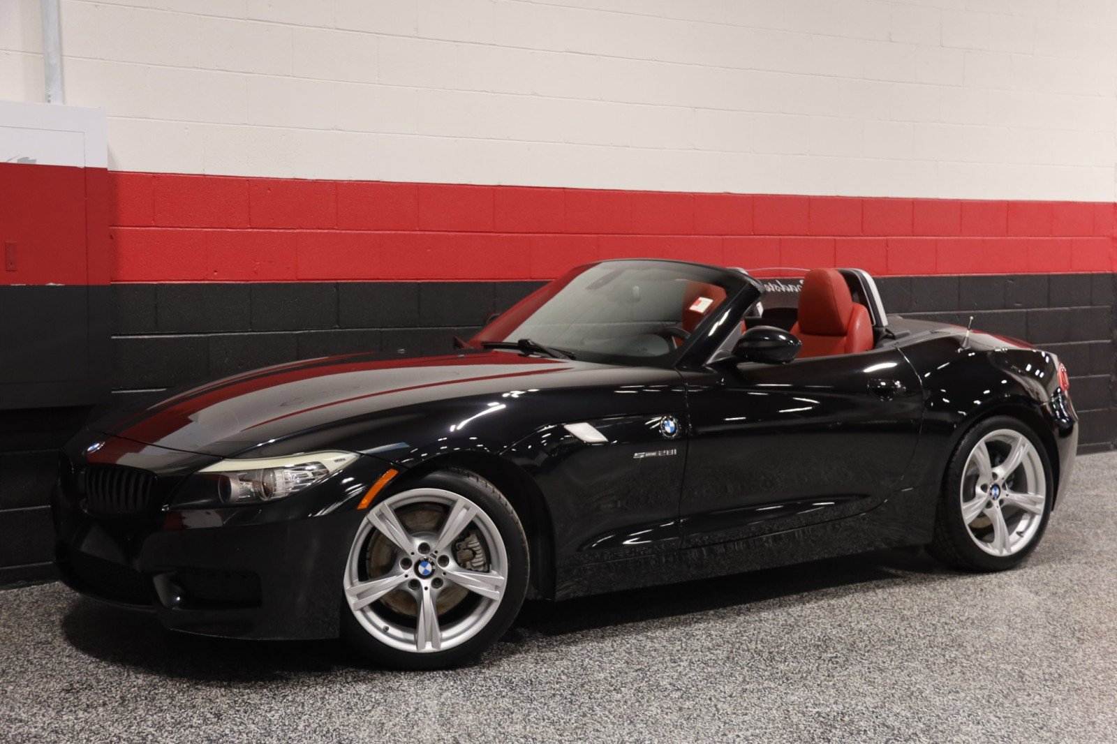 Used 2012 BMW Z4 sDrive28i w/ M Sport Pkg image 18