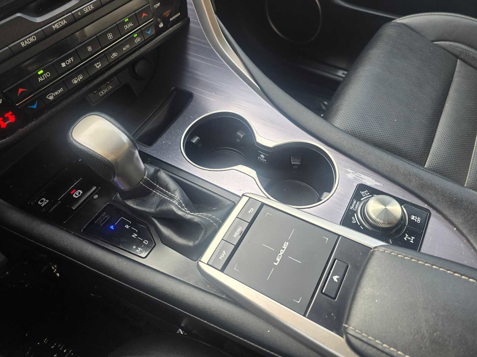 Certified 2022 Lexus RX 350 F Sport w/ Accessory Package image 31