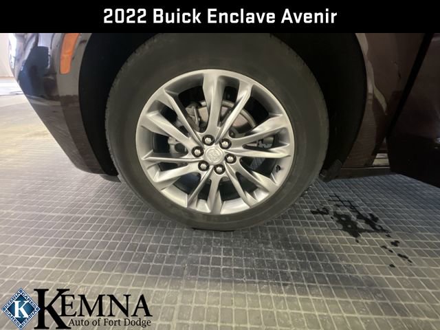 Used 2022 Buick Enclave Avenir w/ Avenir Technology Package image 35