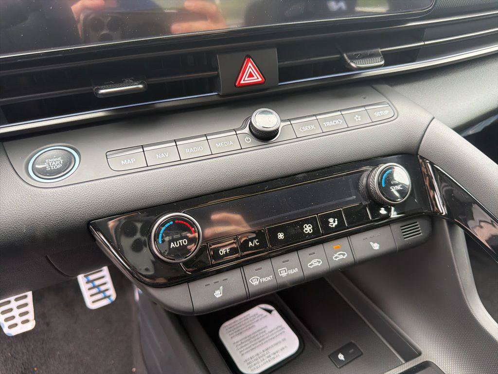 New 2026 Hyundai Elantra N FWD image 15