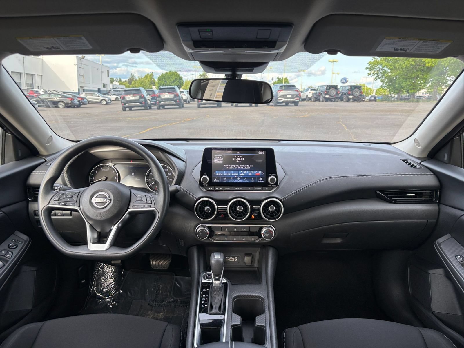 Used 2025 Nissan Sentra SV FWD image 26