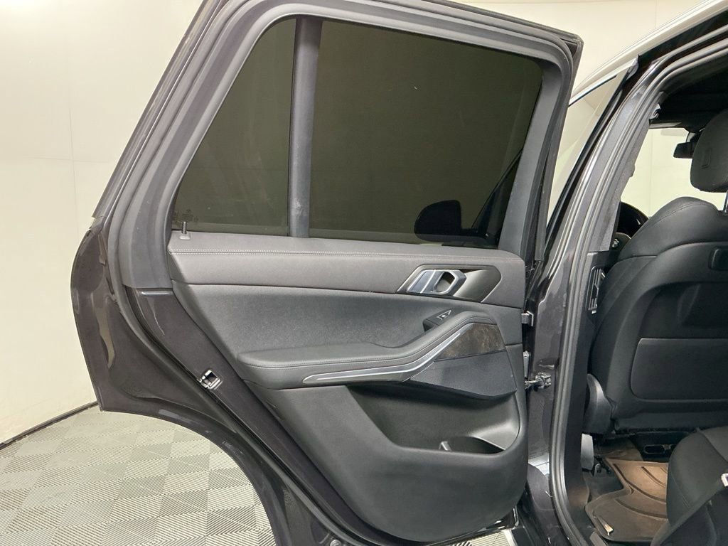 Certified 2021 BMW X5 sDrive40i w/ Convenience Package image 25