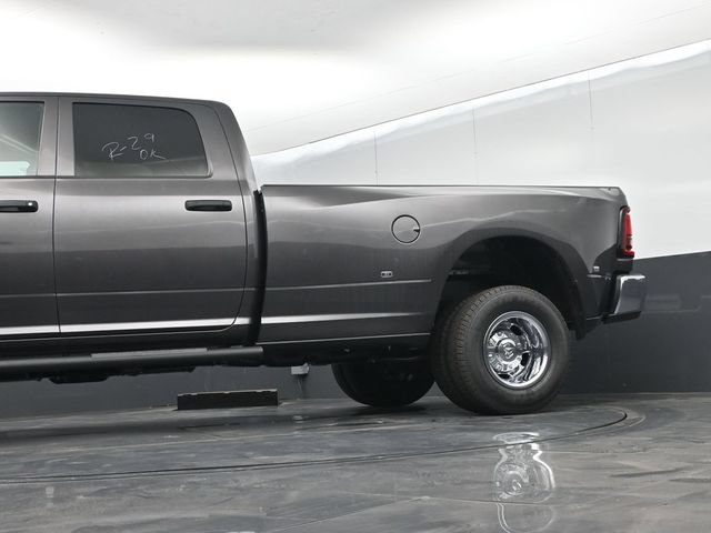 New 2026 RAM 3500 Tradesman AWD/4WD image 47