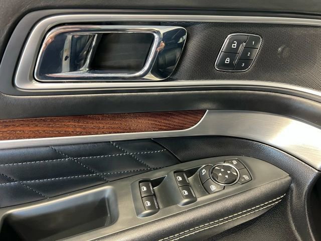 Used 2016 Ford Explorer Platinum image 6